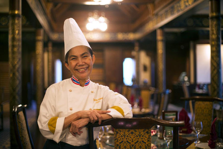 Chef Naruemol