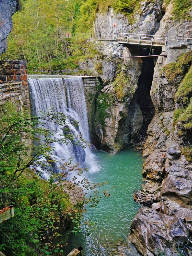 شلالات  Rappenlochschlucht في مدينة دورنبيرن، النمسا