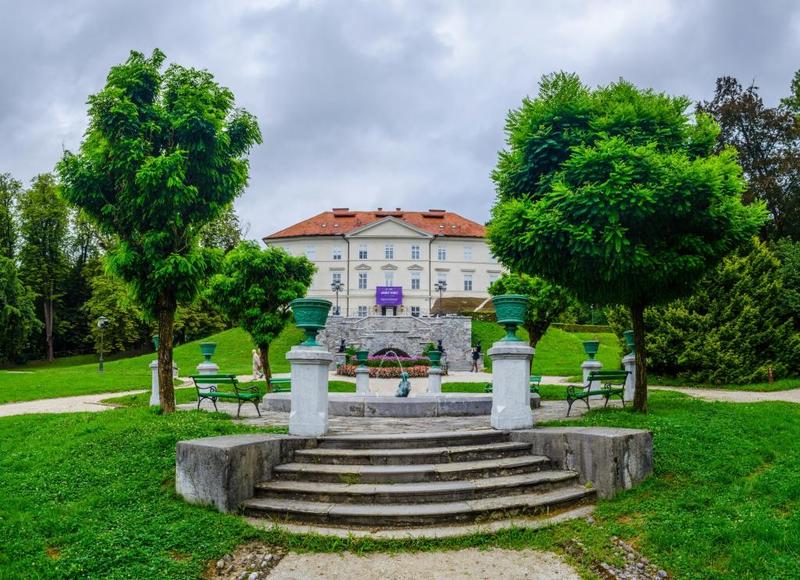 حديقة تيفولي في سلوفينيا