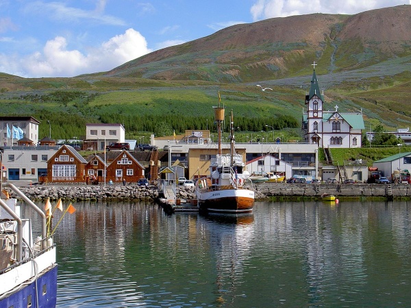قرية هوسافيك في ايسلندا