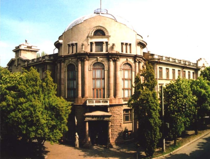 متحف Zaporizhia Regional Lore Museum