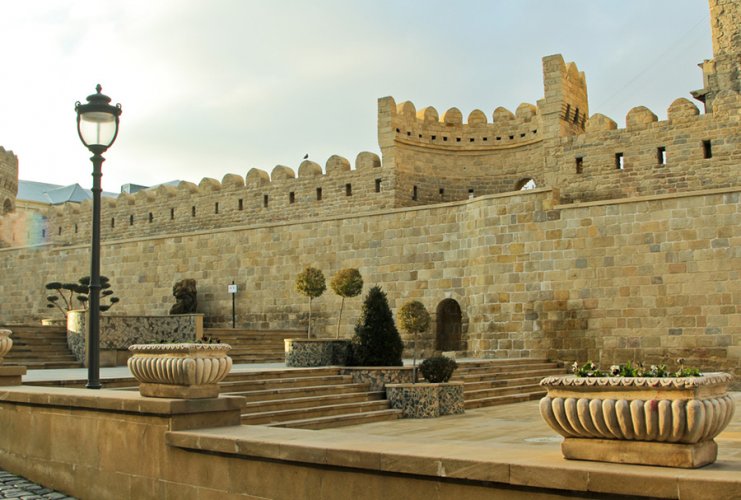 مدينة باكو عاصمة أذربيجان