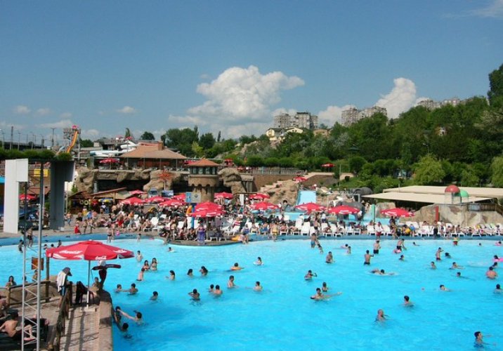 حديقة يريفان للألعاب المائية ووتر ورلد Yerevan Water World