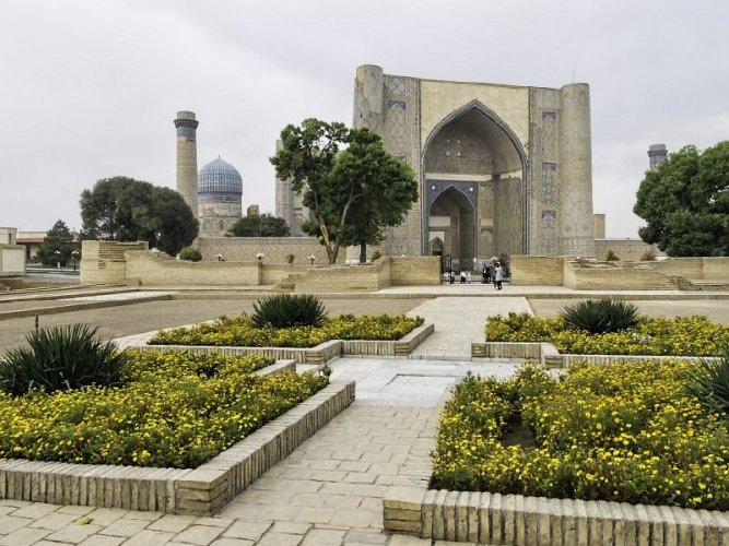 مسجد بيبي خانوم في سمرقند - أوزبكستان