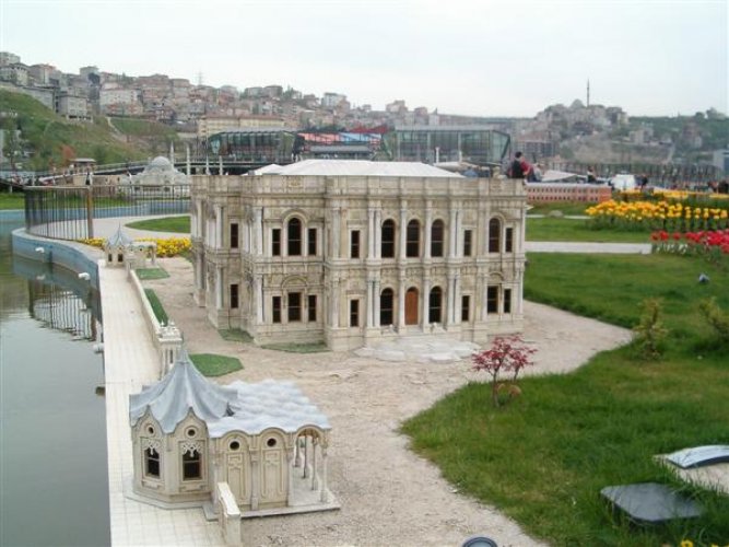 جولة في قصر بكلربكي في إسطنبول 