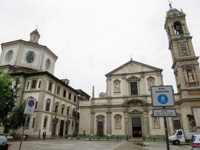 كنيسة سان برناردينو في مقاطعة لاكويلا إيطاليا