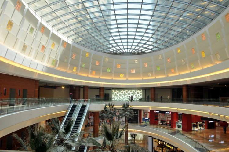 مركز الغرير التجاري في دبي