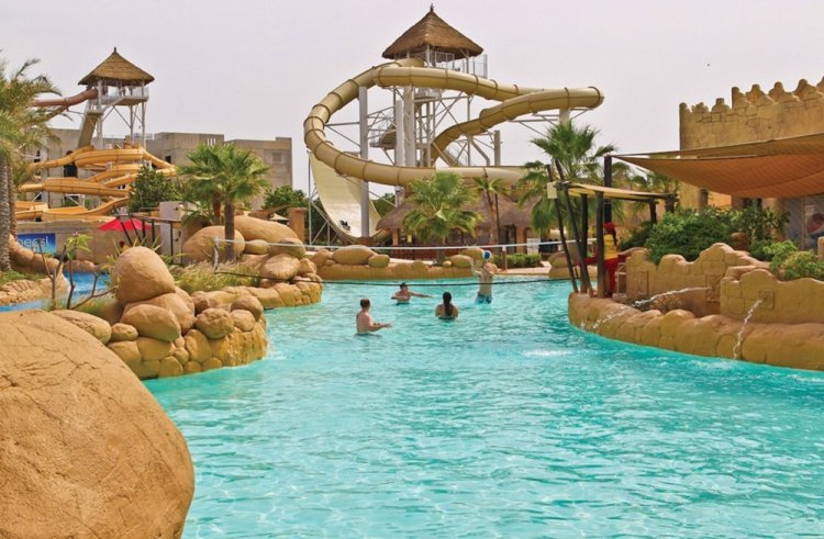 القرية المائية جنة دلمون المفقودة في البحرين سائح