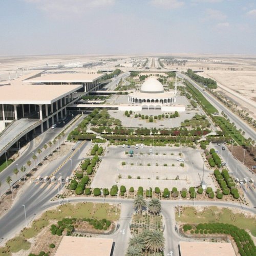 مطار الملك فهد الدولي في مدينة الدمام