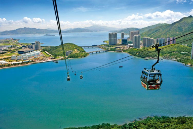 قرية Ngong Ping  وبوذا الكبير  Big Buddha في هونغ كونغ