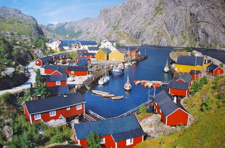 جولة سياحية في جزيرة لوفوتين النرويجية