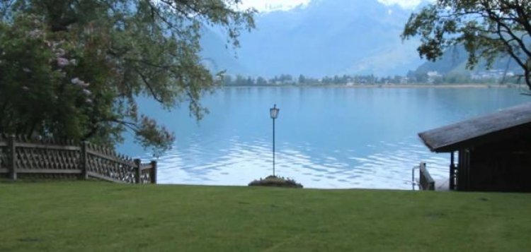 بحيرة زي ام سي في النمسا