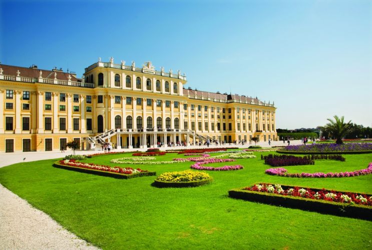 قصر الشونبرون في فيينا - النمسا