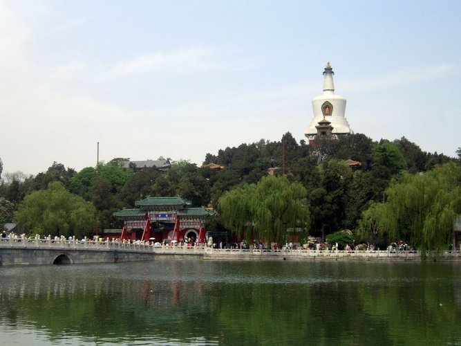 حديقة بيهاي في بكين - الصين