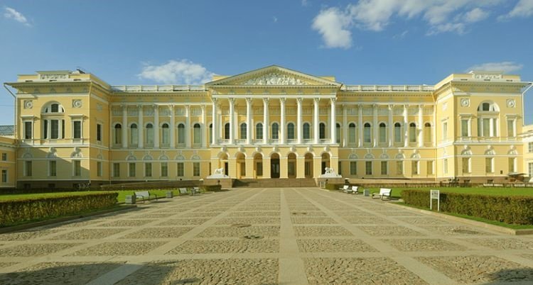 المتحف الروسي في سانت بطرسبورغ