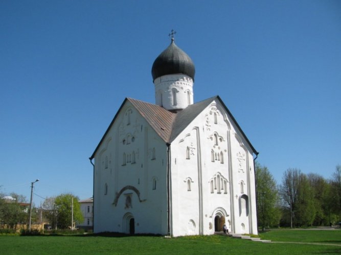 كنيسة-التجلي في مدينة فيليكي نوفغورود الروسية