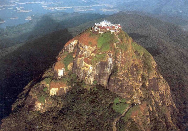 جبل الرحون في سريلانكا