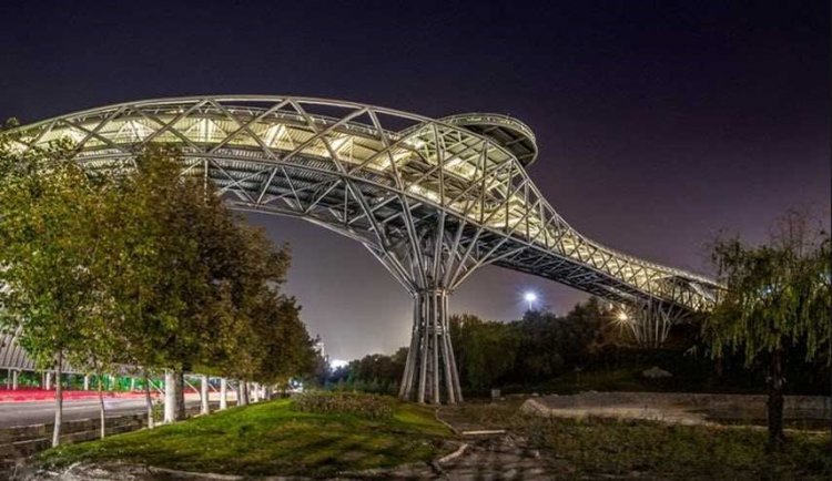 جسر الطبيعة في طهران - ايران