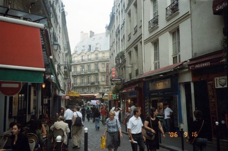 الحي اللاتيني في باريس - فرنسا