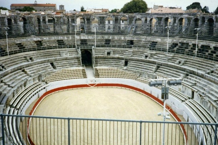 مدرج آرل Arles Amphitheatre