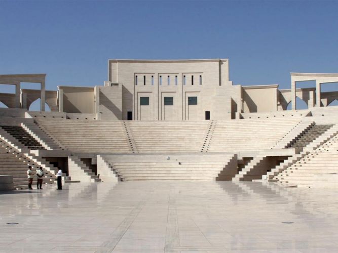 المسرح الروماني في الحي الثقافي - كتارا - الدوحة - قطر
