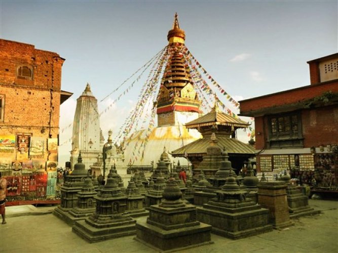 سويامبوناث ستوبا في كاتماندو - نيبال
