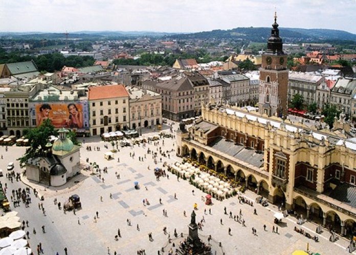 الميدان الرئيسي في مدينة كراكوف - بولندا