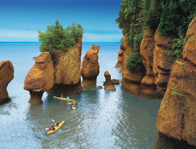 صخور هوبويل العملاقة في كندا
