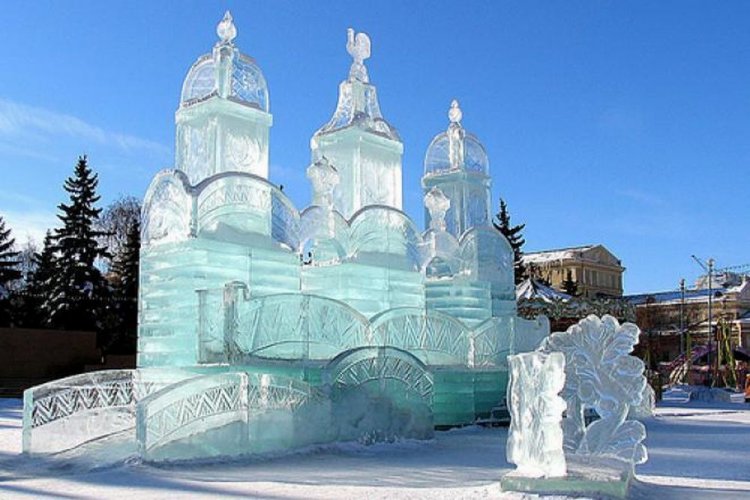 معرض منحوتات الثلج في موسكو