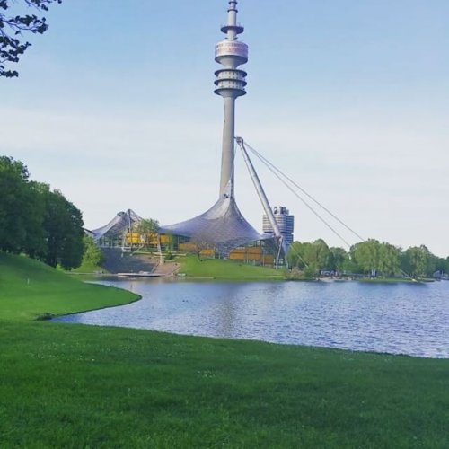 البرج الاوليمبي في مدينة ميونيخ ألمانيا