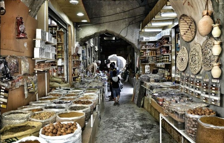 سوق نزوى التقليدي في سلطنة عمان