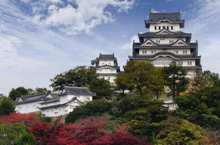 قلعة هيميجي في اليابان