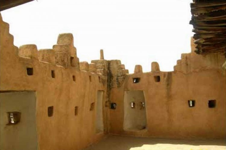 قصر شدا التاريخي في مدينة أبها - السعودية