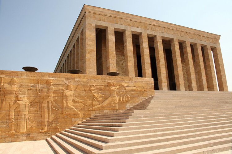 ضريح أتاتورك - Mausoleum Of Ataturk في أنقرة