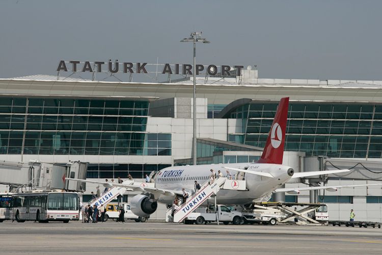 مطار أتاتورك الدولي اسطنبول