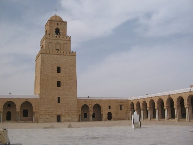 جامع عقبة بن نافع في القيروان