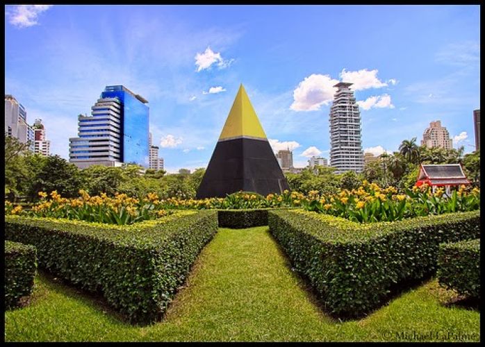  Benjasiri Park