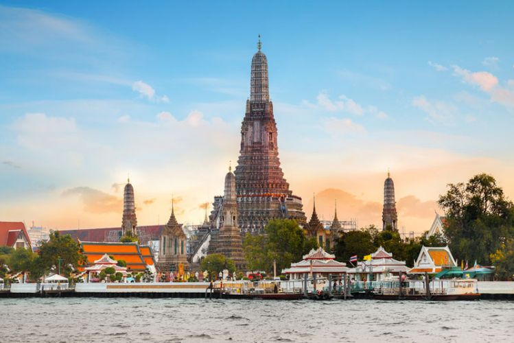 Wat Arun Temple