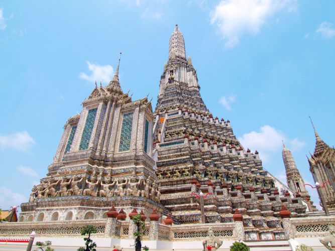 Wat Arun Temple