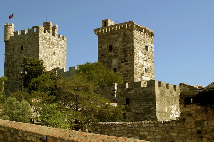 نتيجة بحث الصور عن قلعة القديس بطرس تركيا"