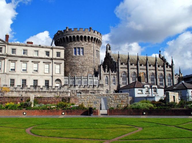 قلعة دبلن في أيرلندا
