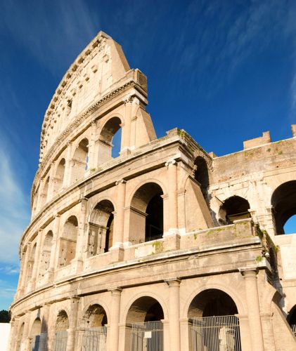 الكولوسيوم Colosseum في ايطاليا - روما