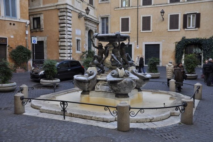 نافورة السلاحف في روما