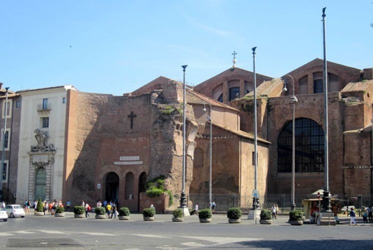 كنيسة سانت ماري للملائكة والشهداء في روما