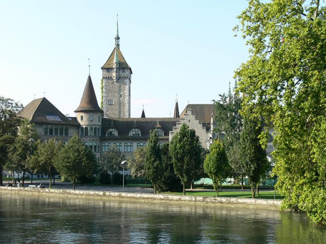 متحف سويسرا الوطني في زيوريخ