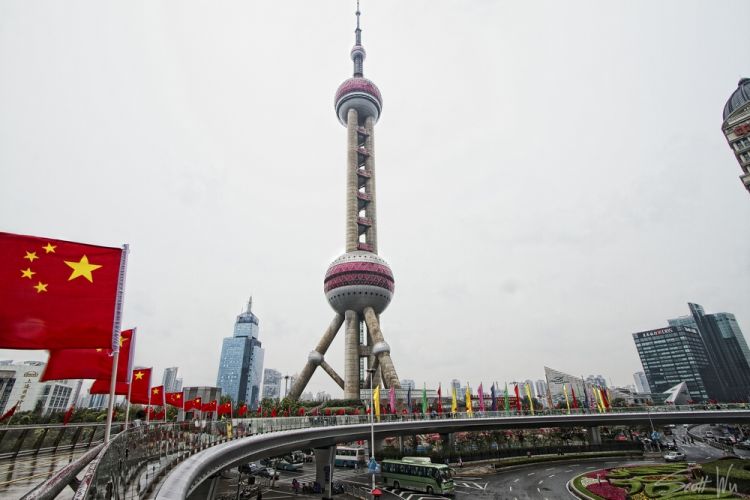 برج لؤلؤة الشرق  في شنغهاي - الصين