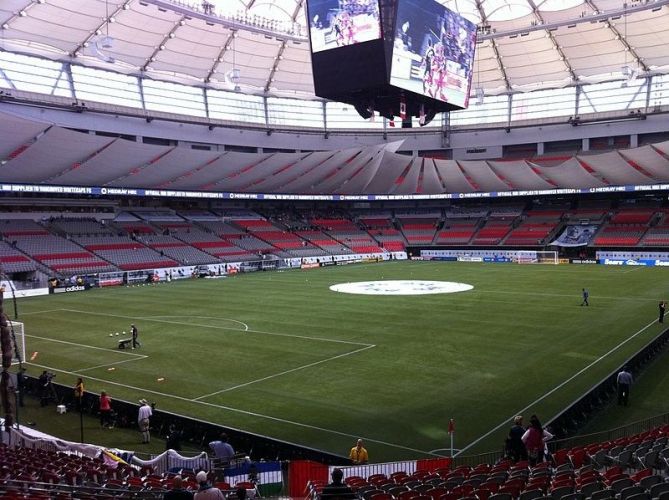 800px-BC_Place_2011_Whitecaps.jpg