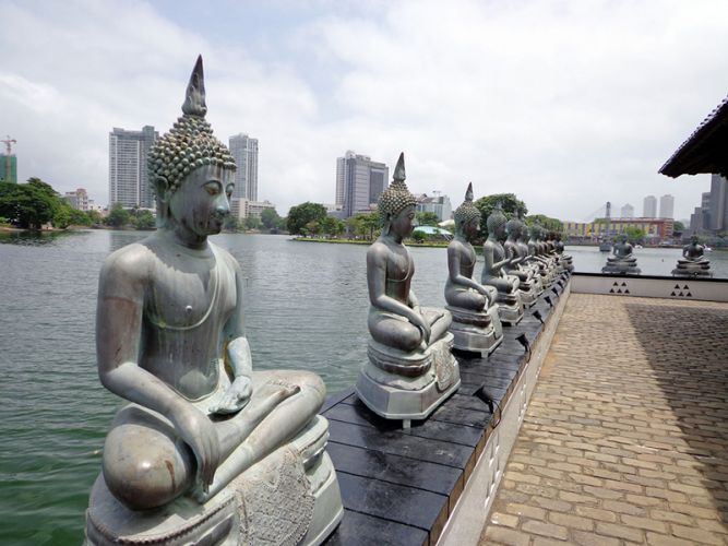 Gangaramaya Buddhist Temple