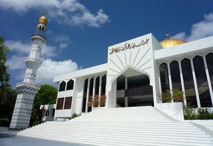 مسجد السلطان محمد ثاكوروفانو العزام في ماليه - جزر المالديف