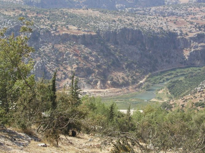 نهر العاصي في بقاع لبنان